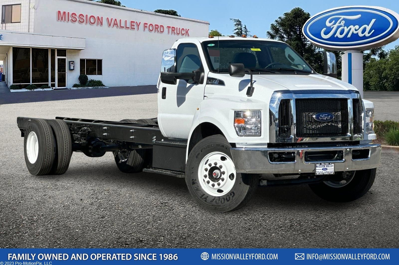New 2027 Ford F650 2WD Regular Cab Super Duty image 1