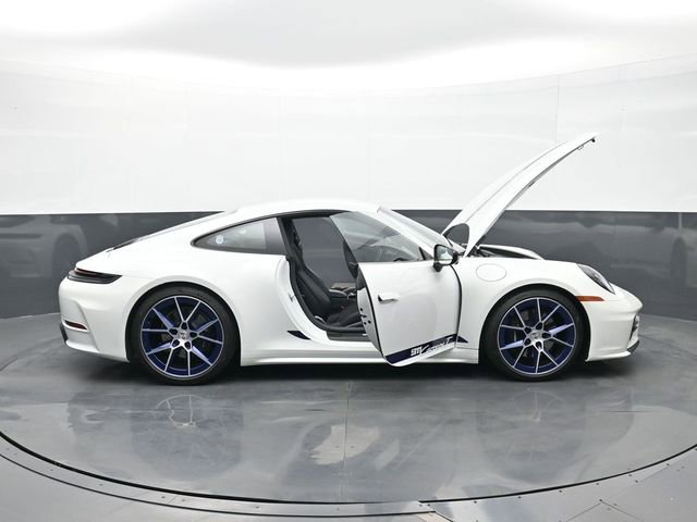 Certified 2025 Porsche 911 Carrera T image 28
