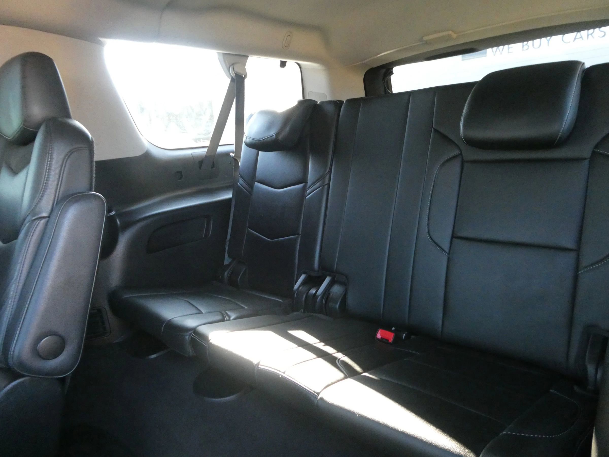 Used 2019 Cadillac Escalade ESV Luxury image 33