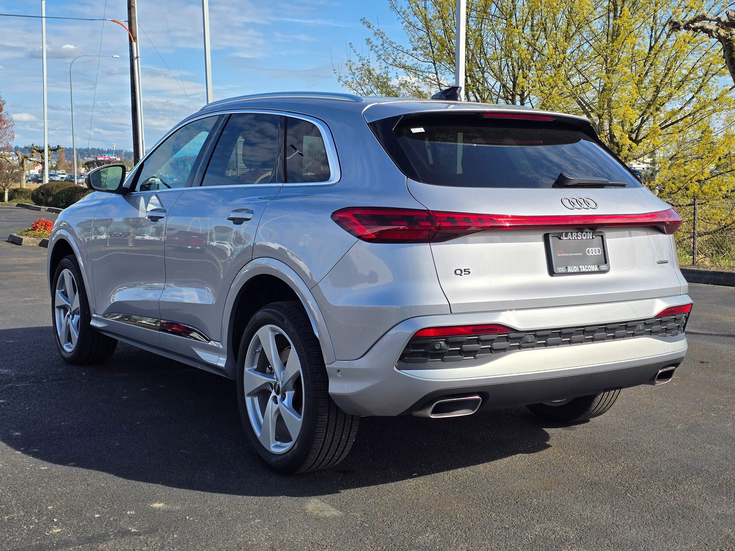 Certified 2025 Audi Q5 Premium Plus w/ Premium Plus image 4