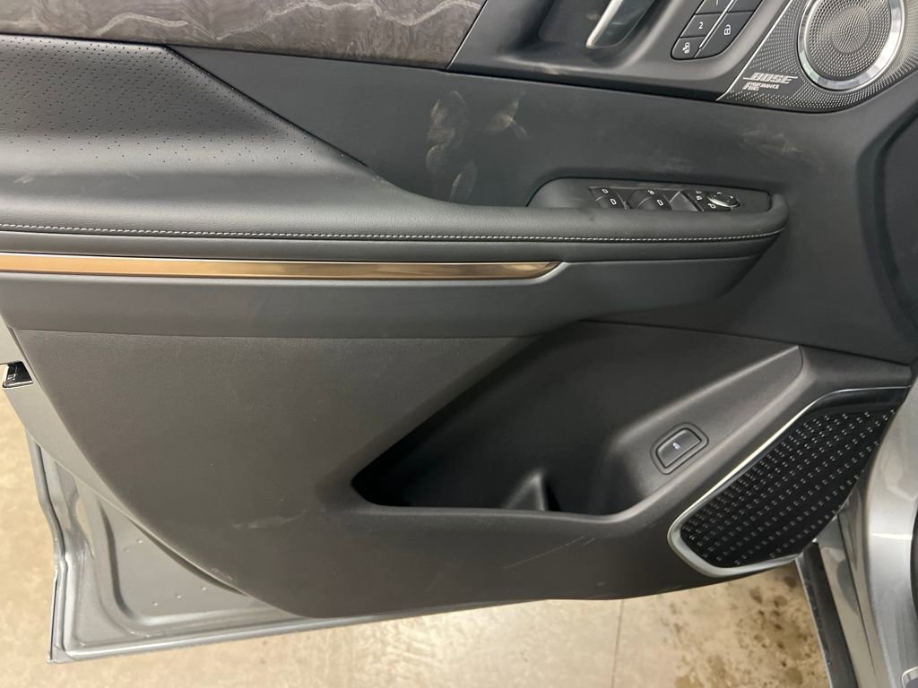 New 2026 Buick Enclave Avenir image 15