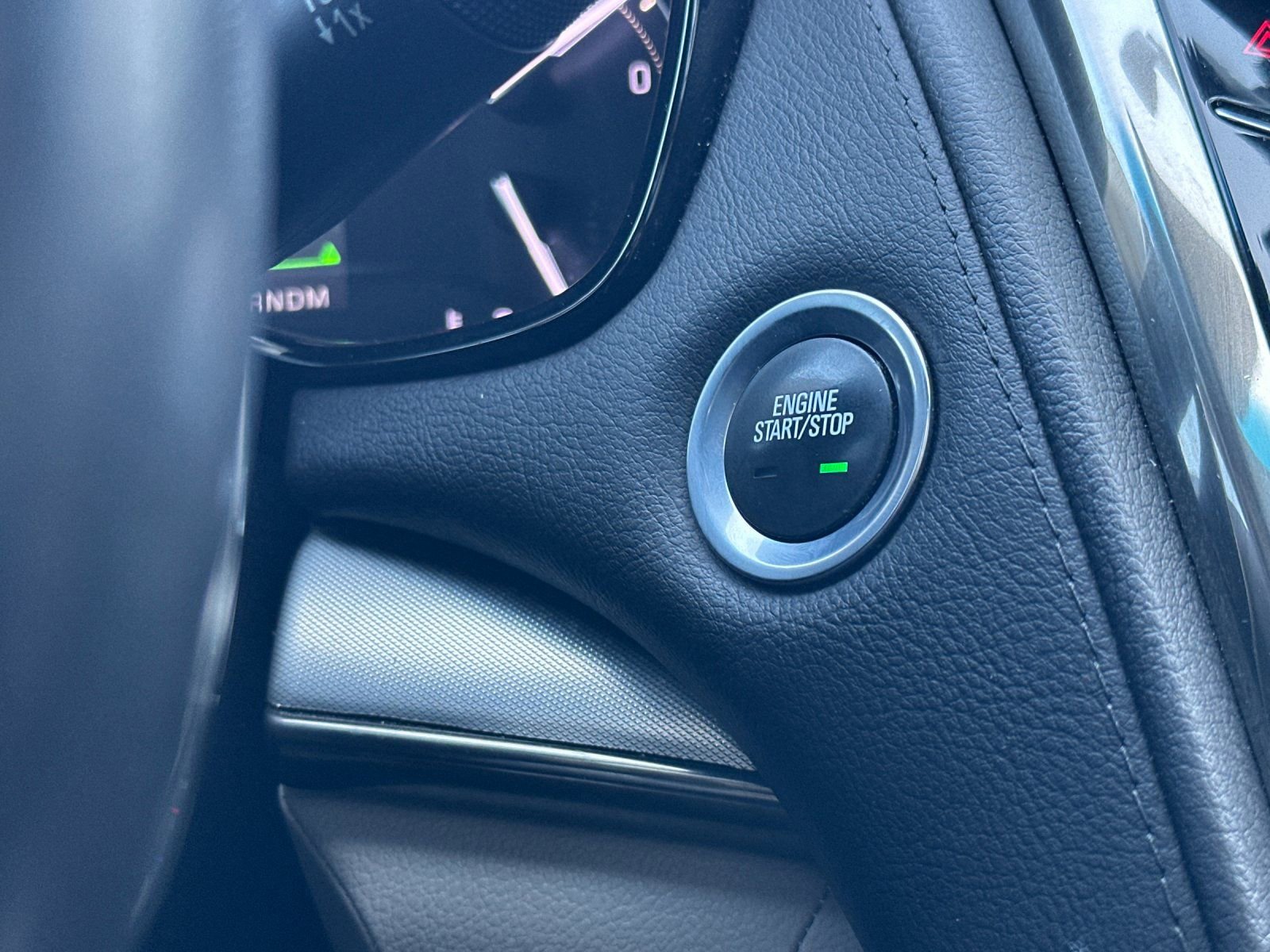 Used 2018 Cadillac CTS Luxury image 21