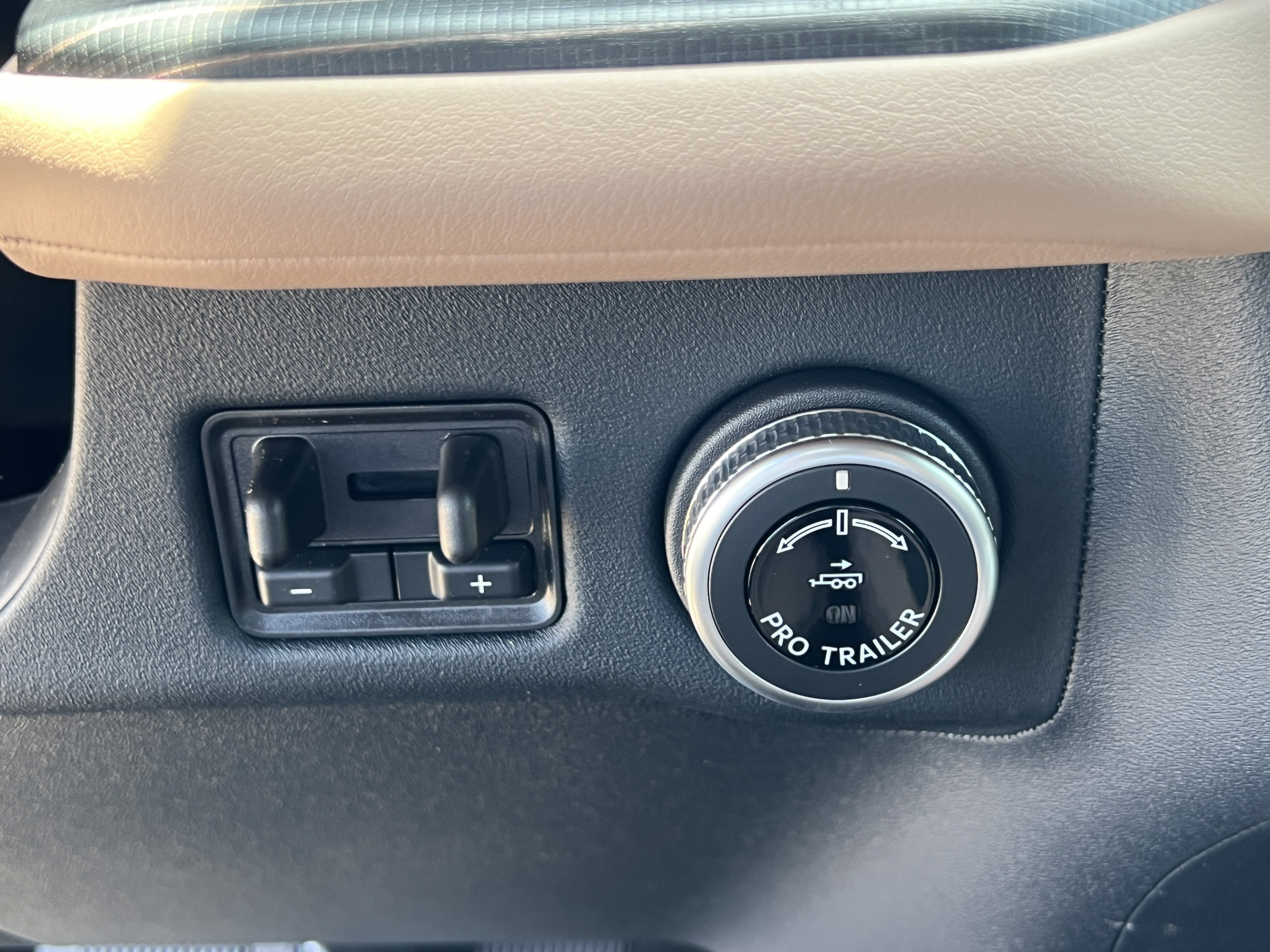 New 2026 Lincoln Navigator Black Label AWD/4WD image 16