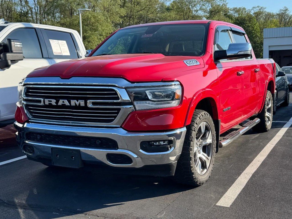 Used 2019 RAM 1500 Laramie AWD/4WD image 2