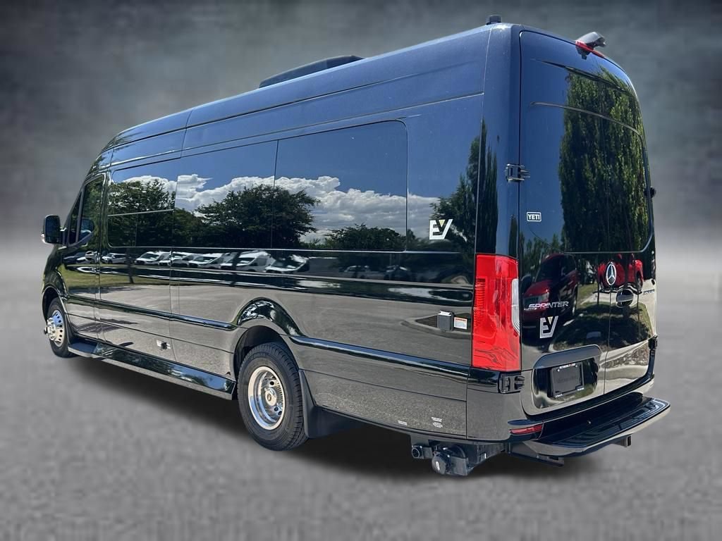 Used 2020 Mercedes-Benz Sprinter 3500 image 7