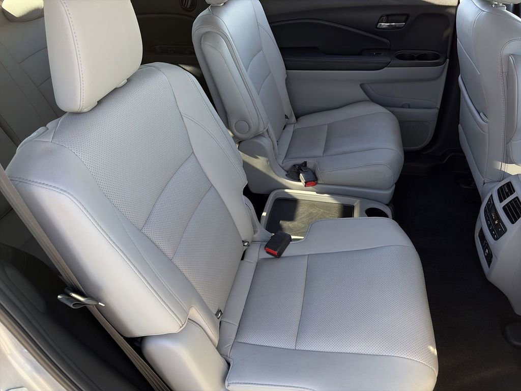 Used 2021 Honda Pilot Elite image 23