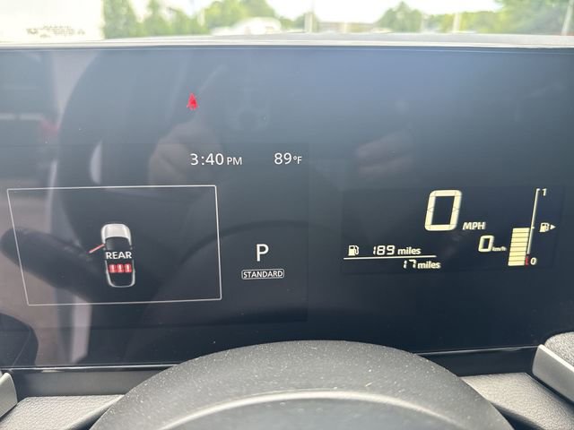 Used 2025 Nissan Kicks SV FWD image 18