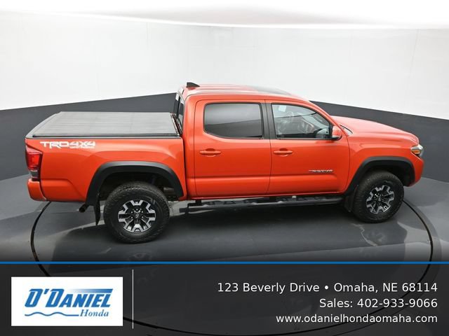 Used 2016 Toyota Tacoma TRD Off-Road AWD/4WD image 19