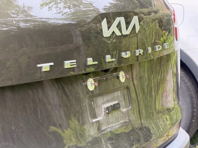 Used 2022 Kia Telluride SX w/ Towing Package AWD/4WD image 13