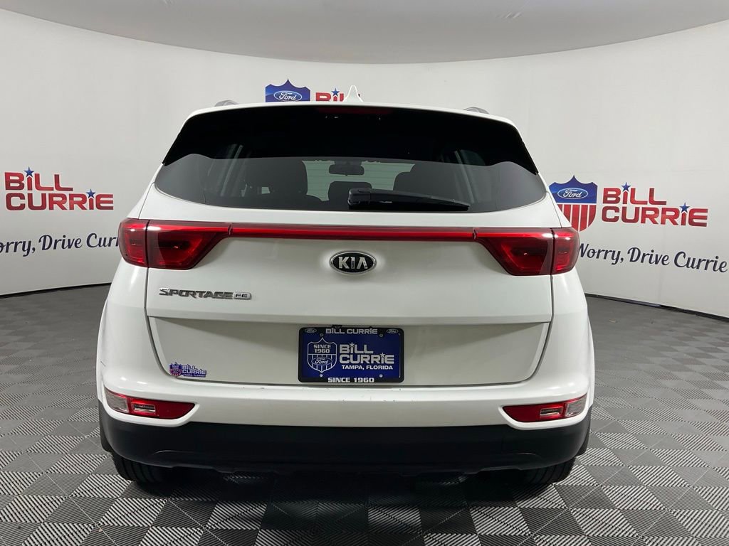 Used 2017 Kia Sportage LX w/ LX Popular Package FWD image 4