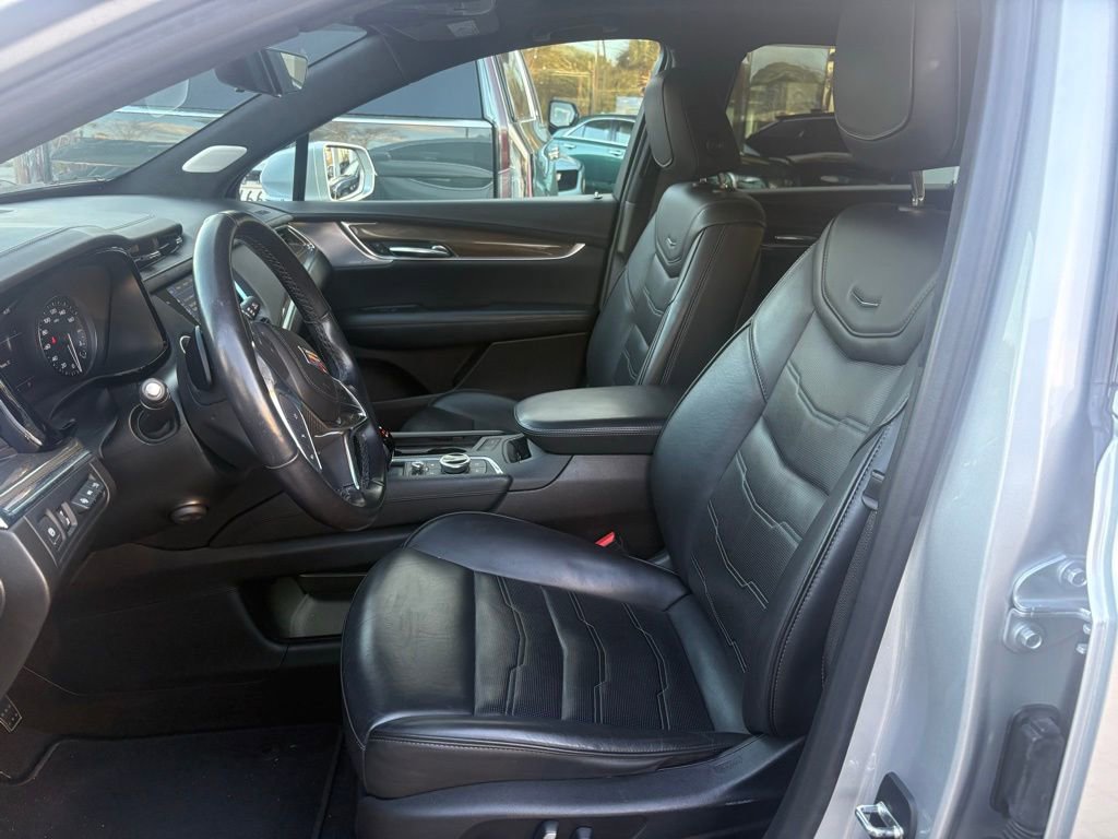 Used 2020 Cadillac XT5 Premium Luxury w/ Platinum Package image 7