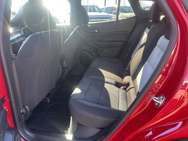 New 2026 Chevrolet Trax RS w/ Sunroof Package FWD image 27