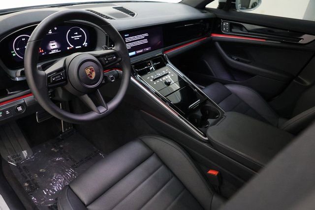 Used 2024 Porsche Panamera 4 image 84