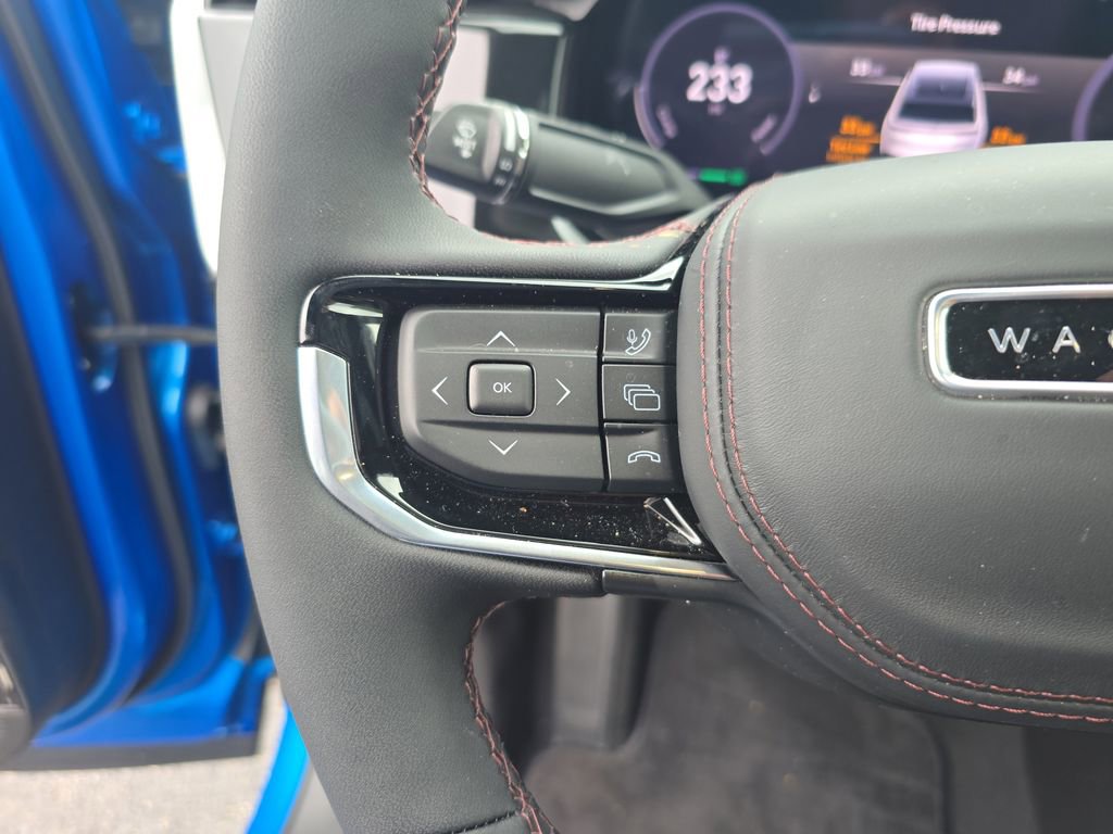 Used 2025 Jeep Wagoneer S Limited image 20