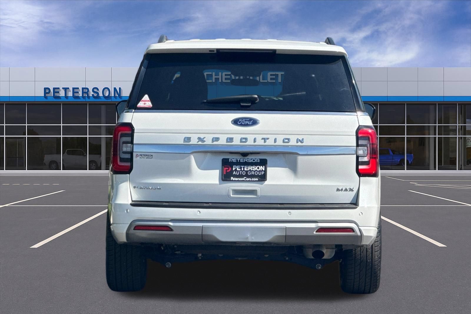 Used 2024 Ford Expedition Max Platinum AWD/4WD image 5