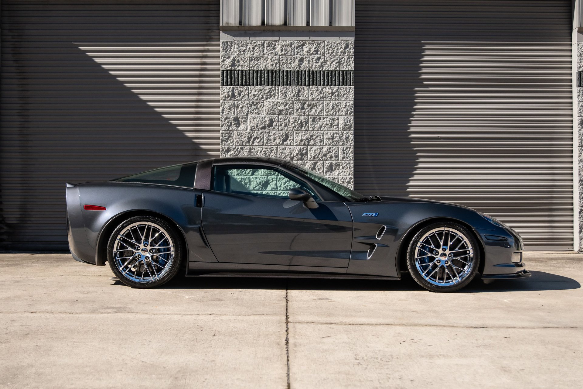 Used 2009 Chevrolet Corvette ZR1 w/ Preferred Equipment Group image 9