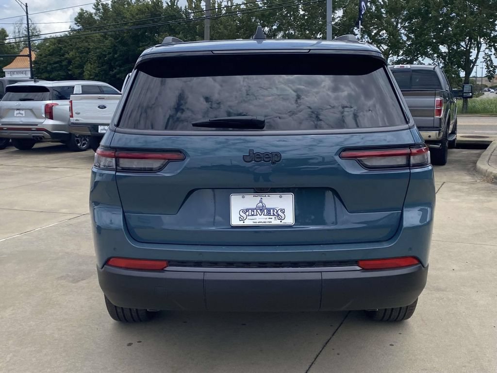 New 2026 Jeep Grand Cherokee L Limited w/ Limited Altitude Package RWD image 6