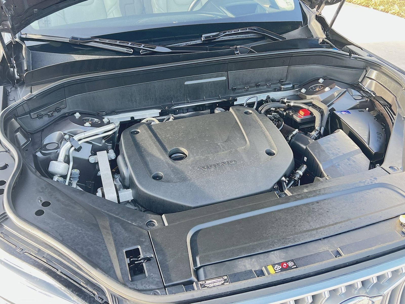 Certified 2023 Volvo XC90 B6 Ultimate w/ Protection Package image 29