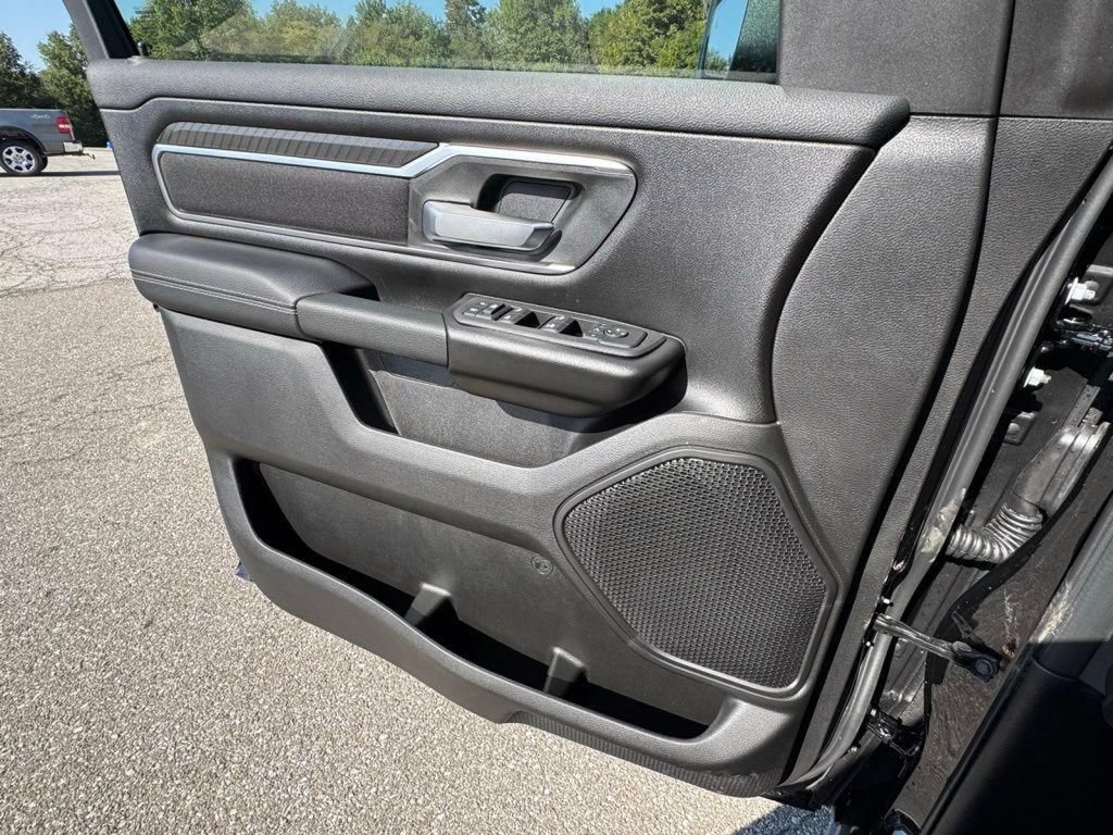 New 2026 RAM 1500 Big Horn AWD/4WD image 25