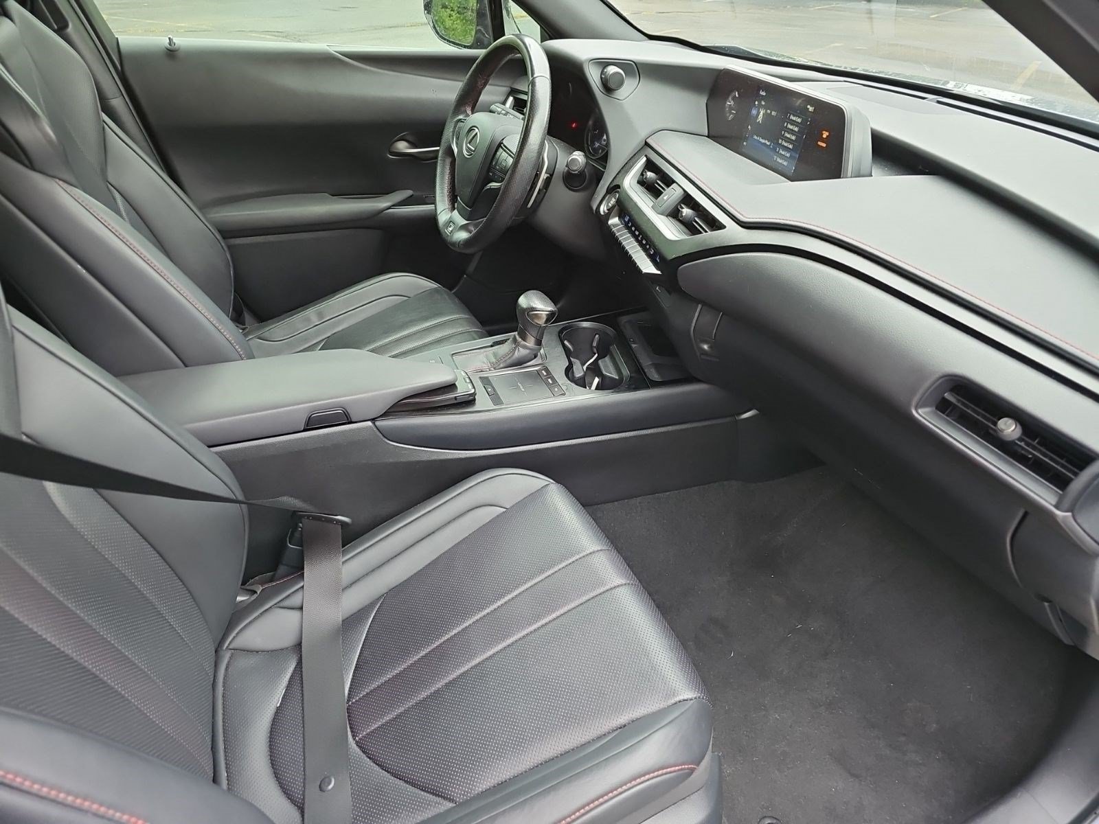 Used 2020 Lexus UX 200 F Sport w/ Accessory Package FWD image 11