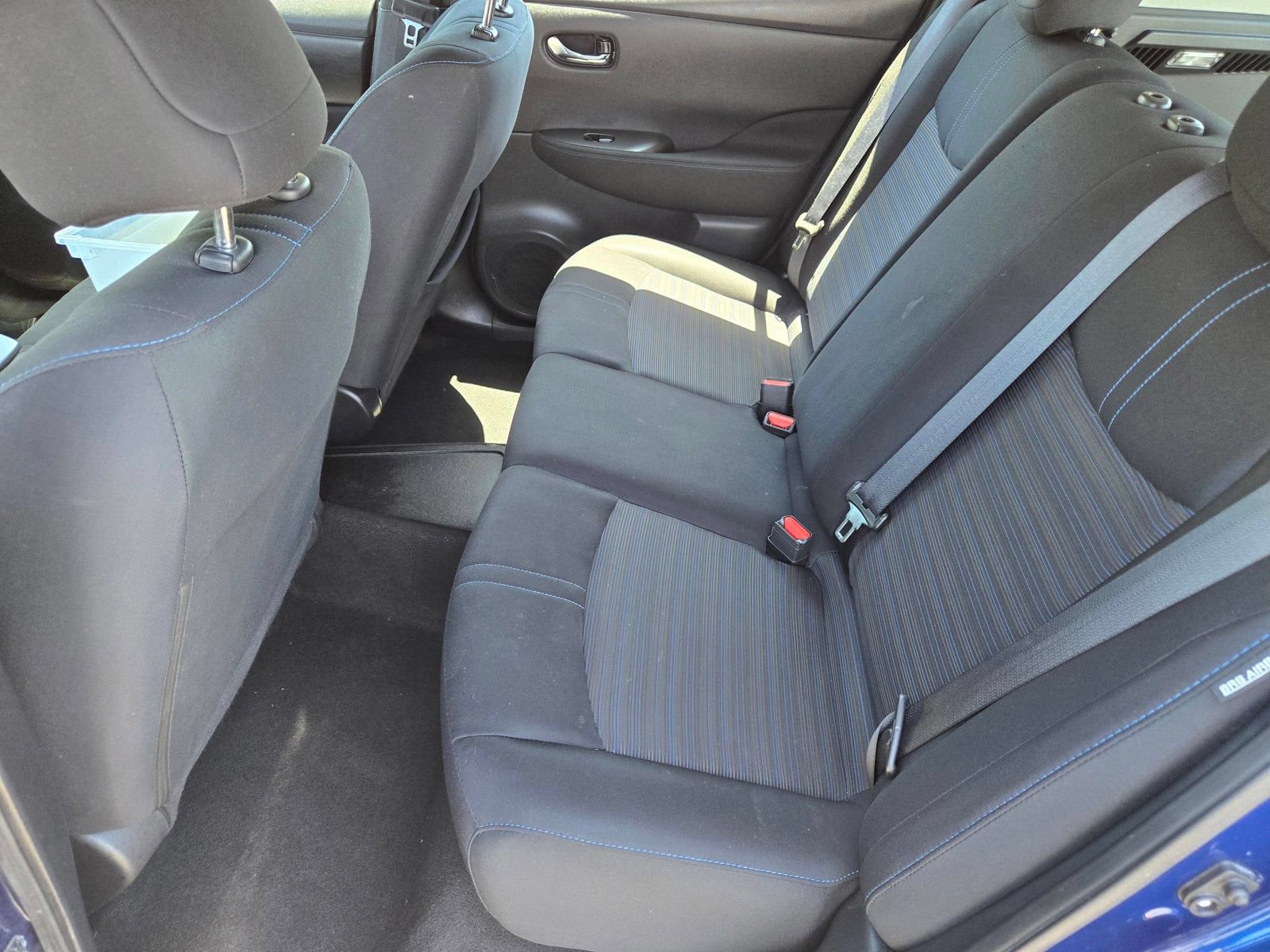Used 2022 Nissan Leaf S FWD image 10