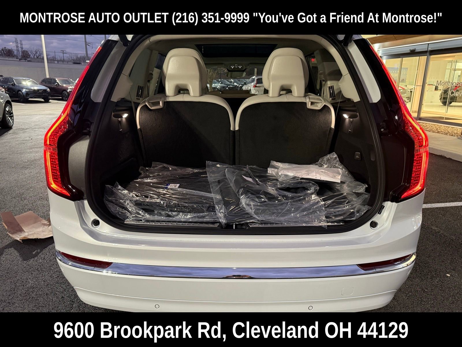 New 2026 Volvo XC90 T8 Plus w/ Protection Package Premier AWD/4WD image 41