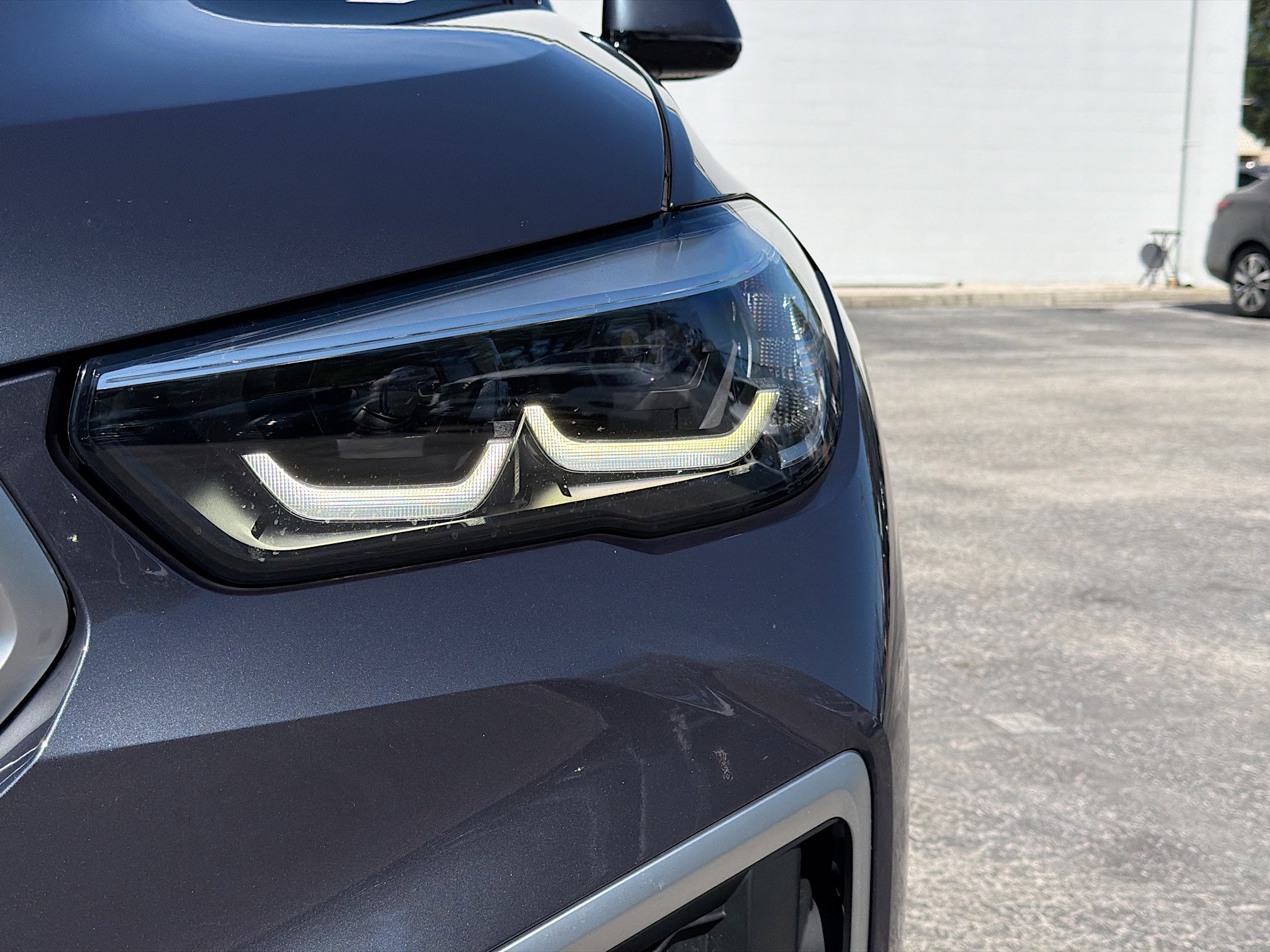 Used 2022 BMW X6 xDrive40i AWD/4WD image 9