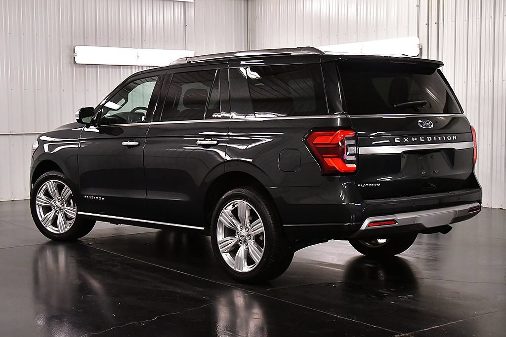Used 2023 Ford Expedition Platinum AWD/4WD image 5