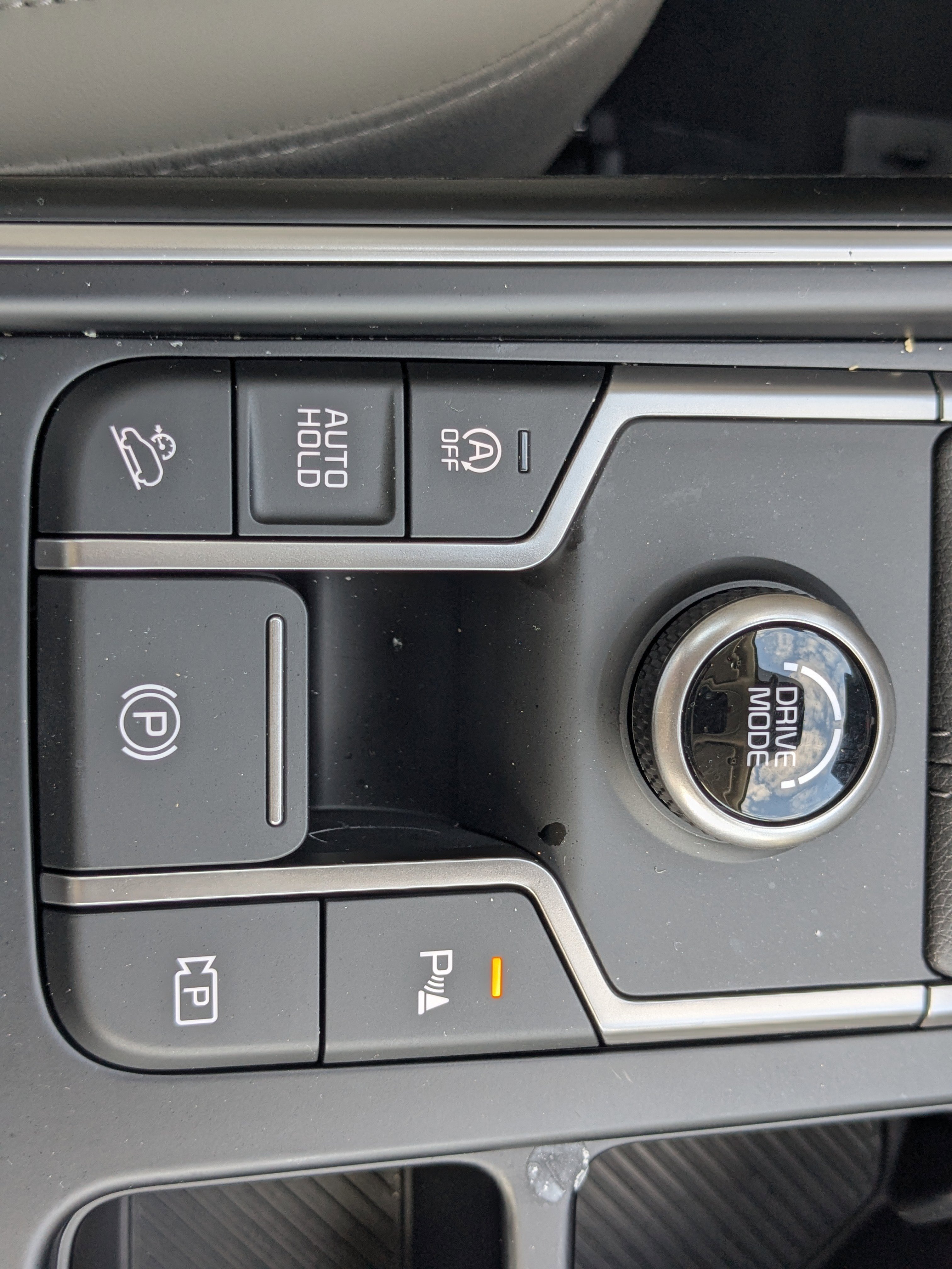 Certified 2025 Kia Sorento S w/ Panoramic Sunroof Package image 30