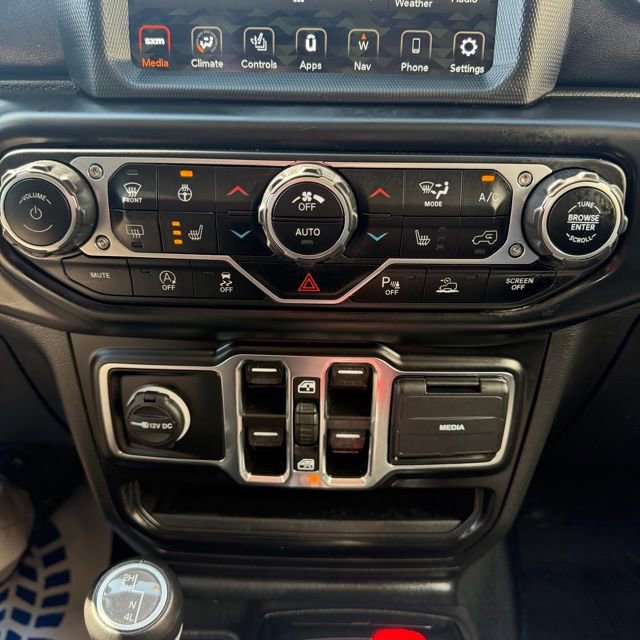 Used 2022 Jeep Gladiator Overland AWD/4WD image 23