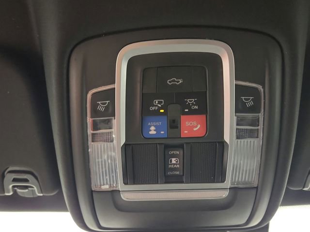 Used 2021 RAM 1500 Laramie AWD/4WD image 39