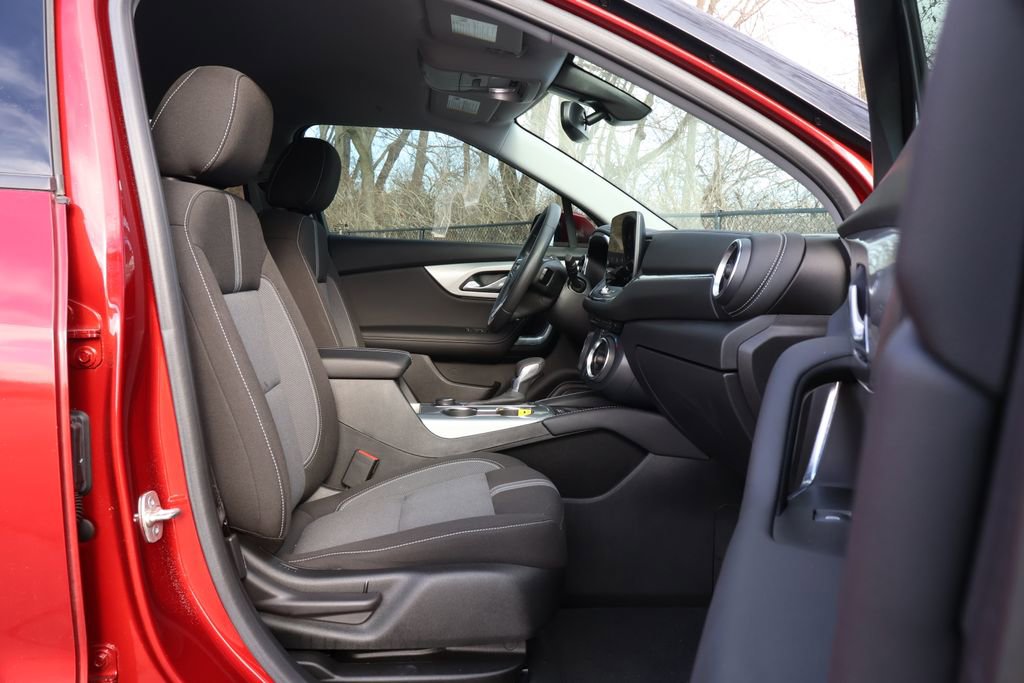 Certified 2023 Chevrolet Blazer LT w/ Convenience Package image 41