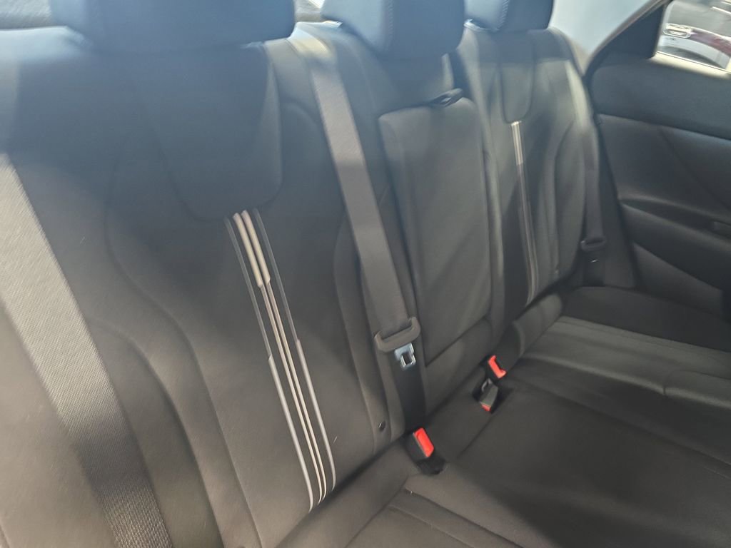 Certified 2024 Hyundai Elantra SEL w/ Convenience Package FWD image 11