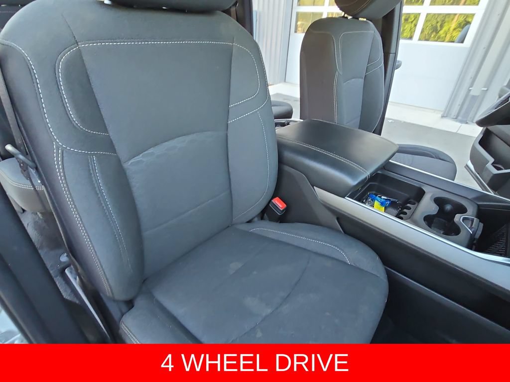 Used 2025 RAM 3500 Big Horn AWD/4WD image 10