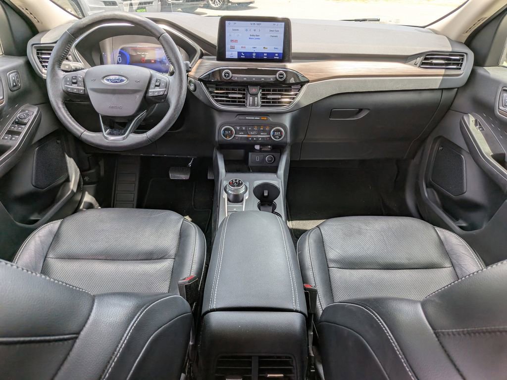 Certified 2020 Ford Escape Titanium w/ Titanium Premium Package 2.0 FWD image 13