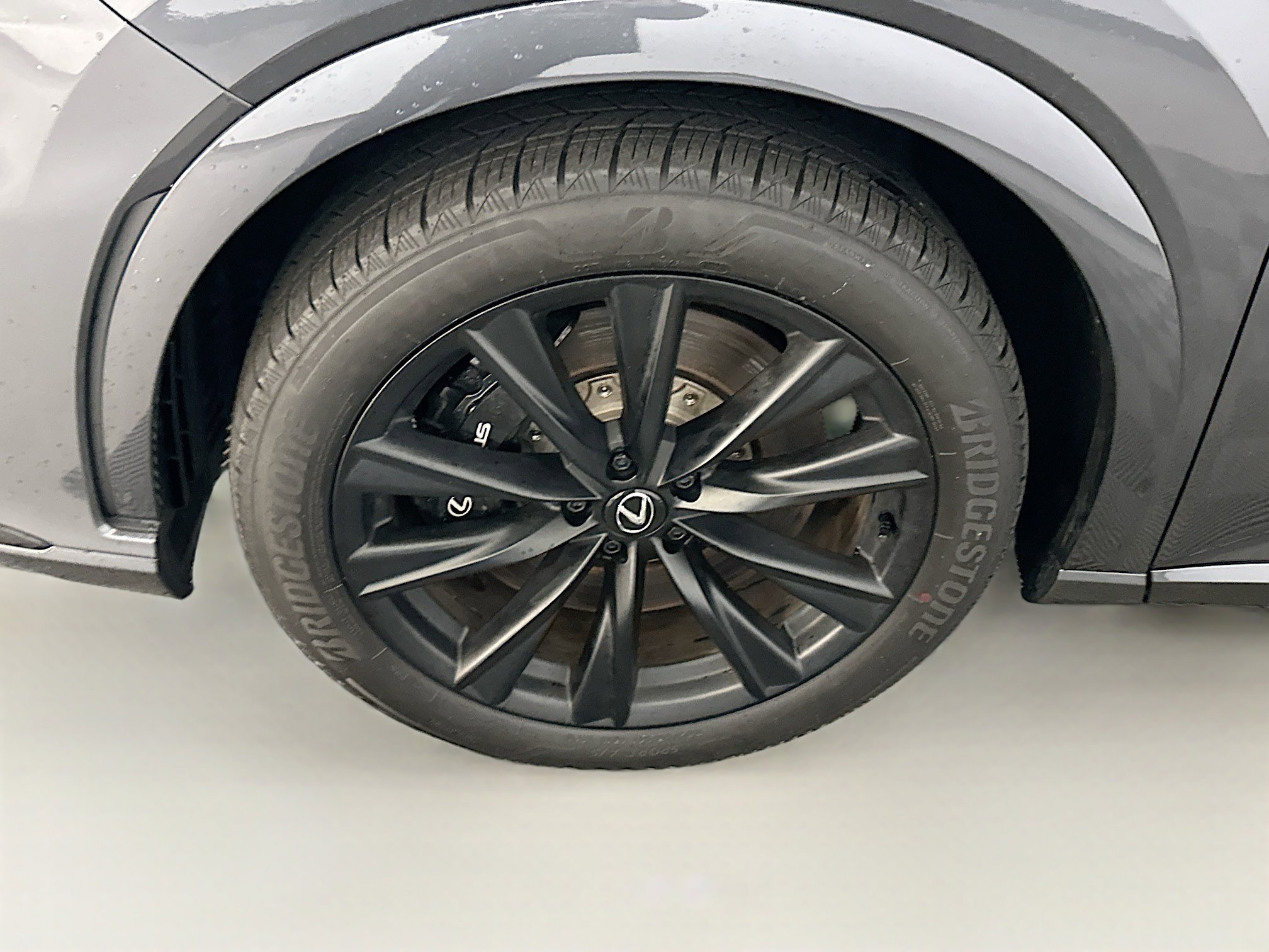 Used 2024 Lexus RX 500h F Sport w/ Technology Package image 11