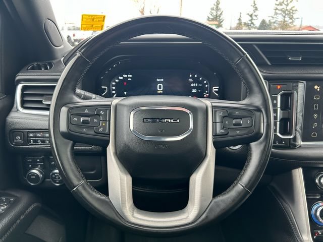 Used 2023 GMC Yukon XL Denali AWD/4WD image 29