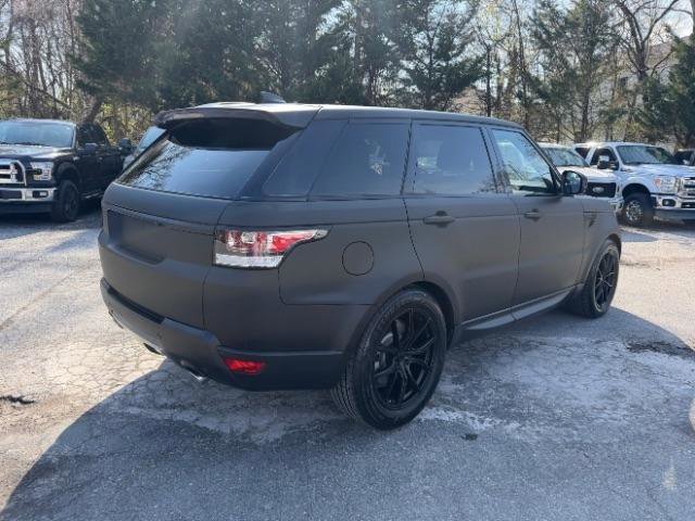 Used 2017 Land Rover Range Rover Sport SE AWD/4WD image 5