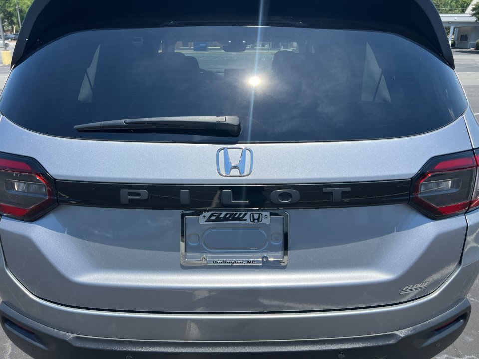 Certified 2023 Honda Pilot EX-L image 14