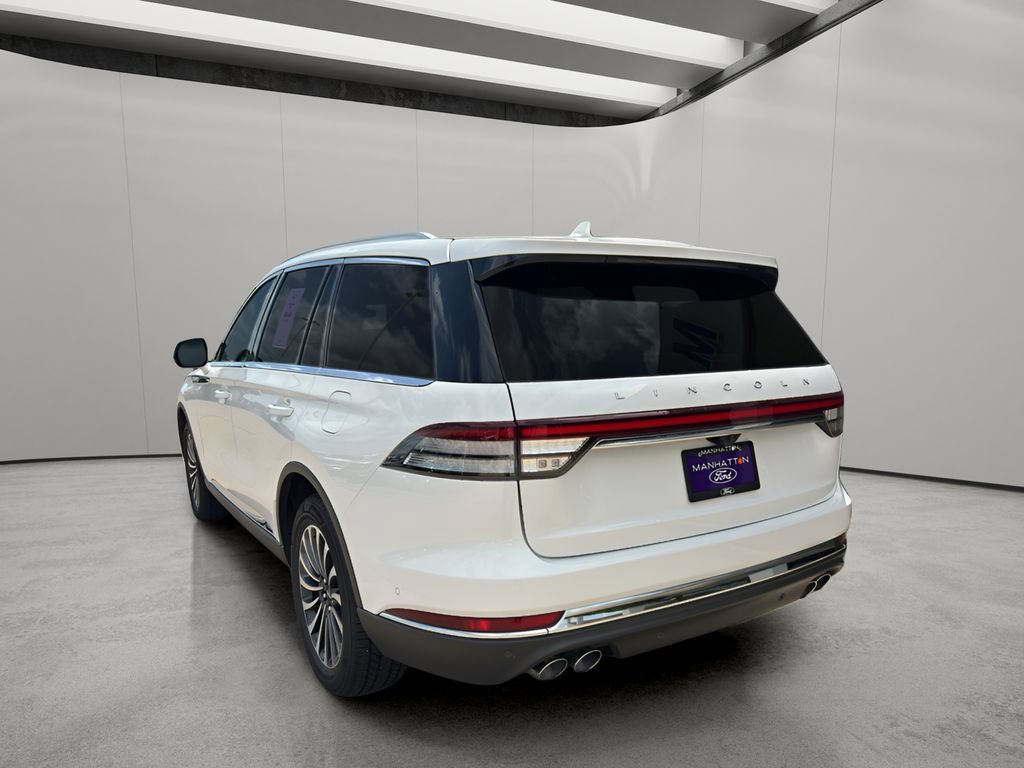 Used 2023 Lincoln Aviator Reserve w/ Elements Package Plus AWD/4WD image 3