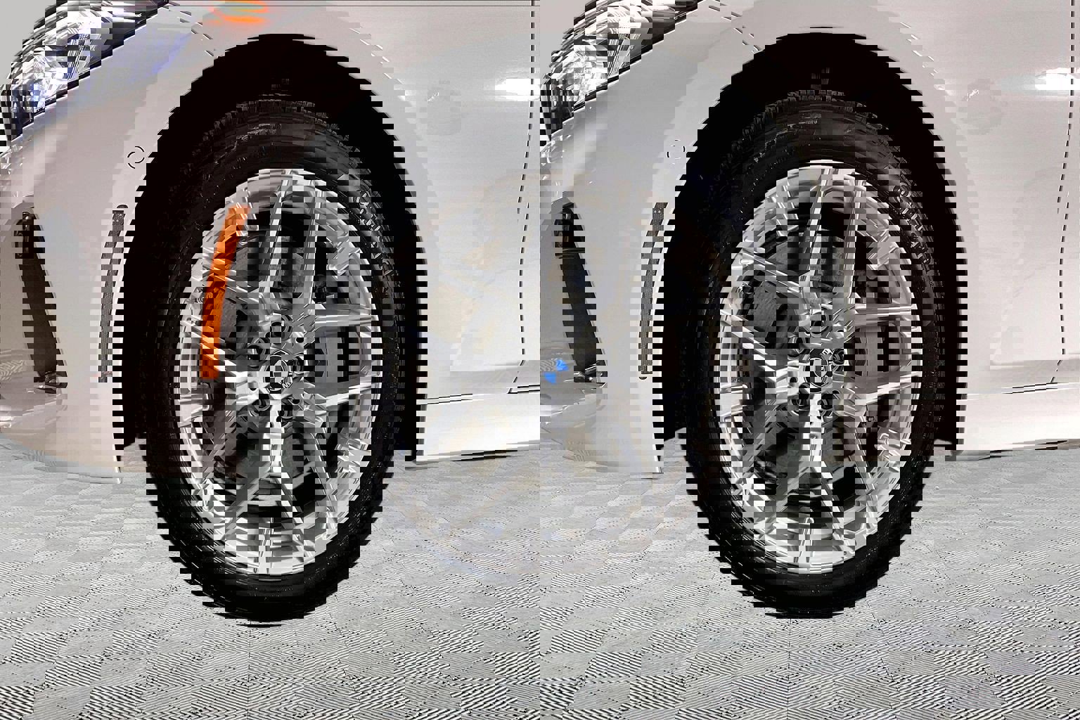 Certified 2025 BMW 330i xDrive Sedan w/ Premium Package image 13