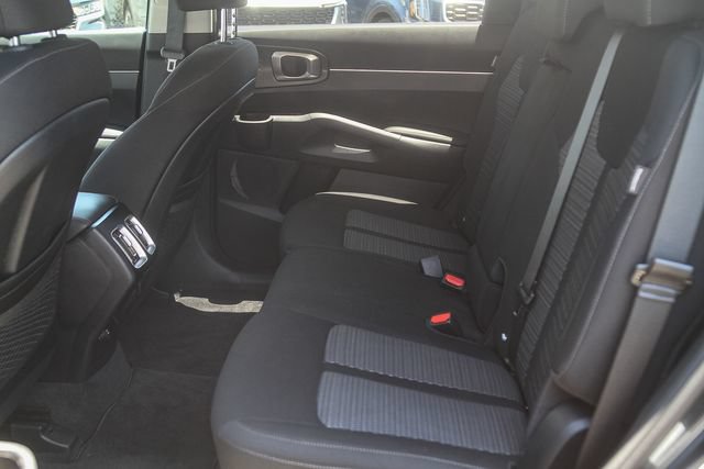 Certified 2024 Kia Sorento LX FWD image 19