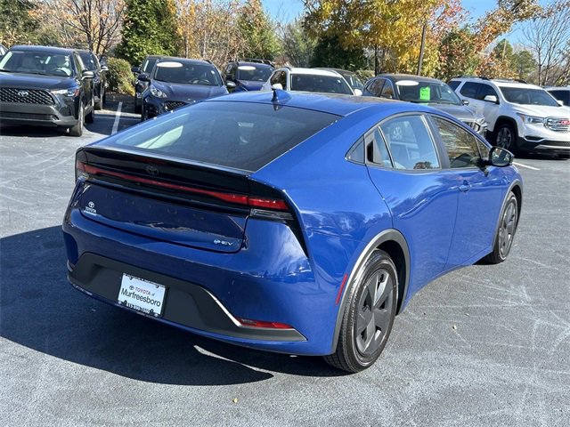 Used 2024 Toyota Prius LE image 4