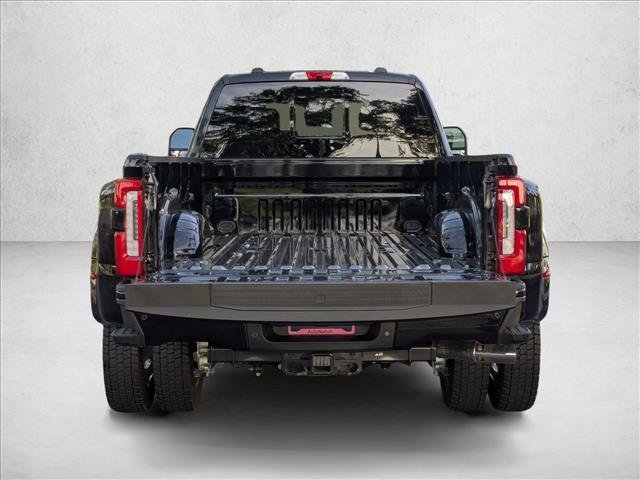 Certified 2026 Ford F450 Platinum w/ FX4 Off-Road Package AWD/4WD image 6