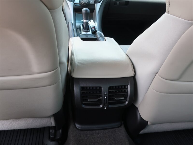 Used 2010 Acura TL SH-AWD image 19