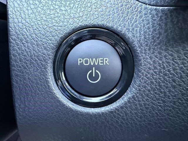 New 2026 Toyota Camry SE FWD image 18