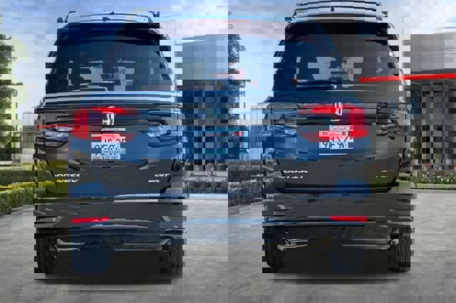 Used 2024 Honda Odyssey Sport image 5