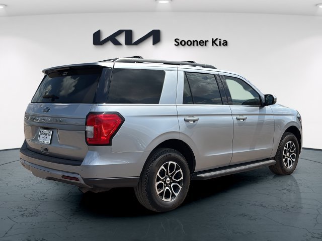 Used 2024 Ford Expedition XLT AWD/4WD image 6