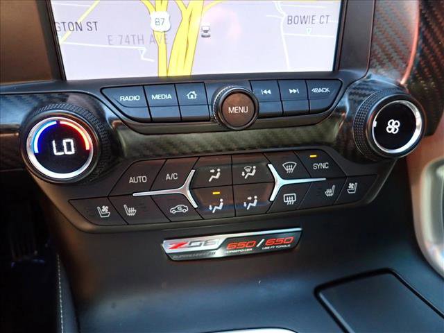 Used 2015 Chevrolet Corvette Z06 w/ 3LZ Preferred Equipment Group image 19
