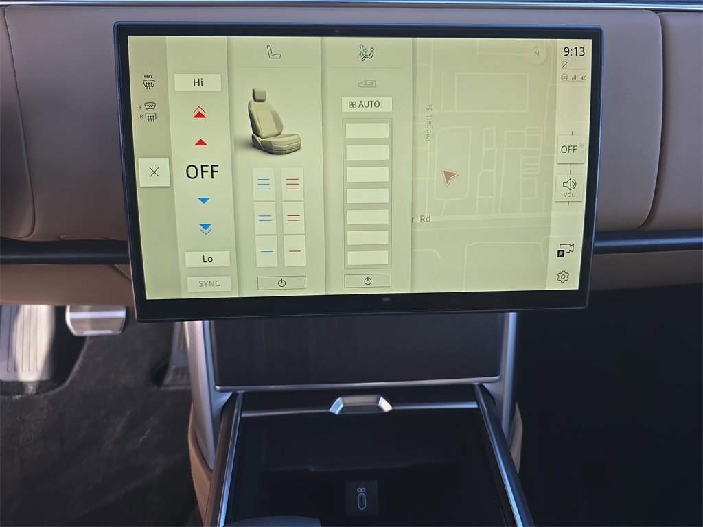 New 2026 Land Rover Range Rover SE image 25